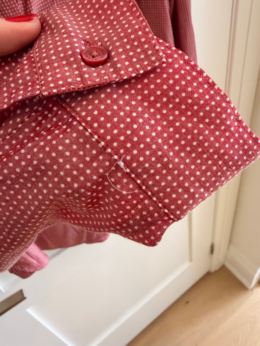 Express Button-Up, Size Large - Picture 3 of 11